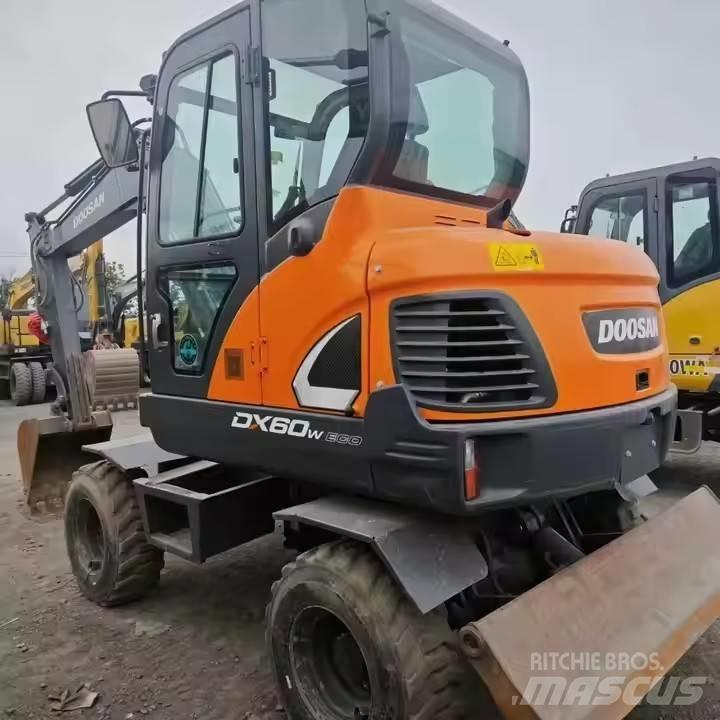 Doosan DX60W Hjulgravere