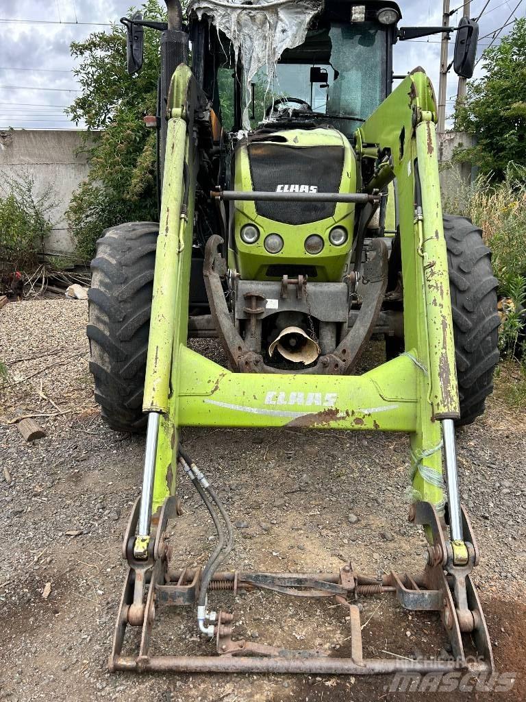 CLAAS Arion 420 Traktorer