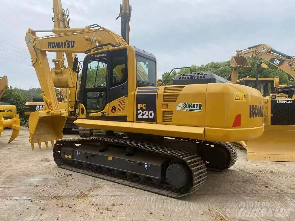 Komatsu PC220LC-8 Beltegraver