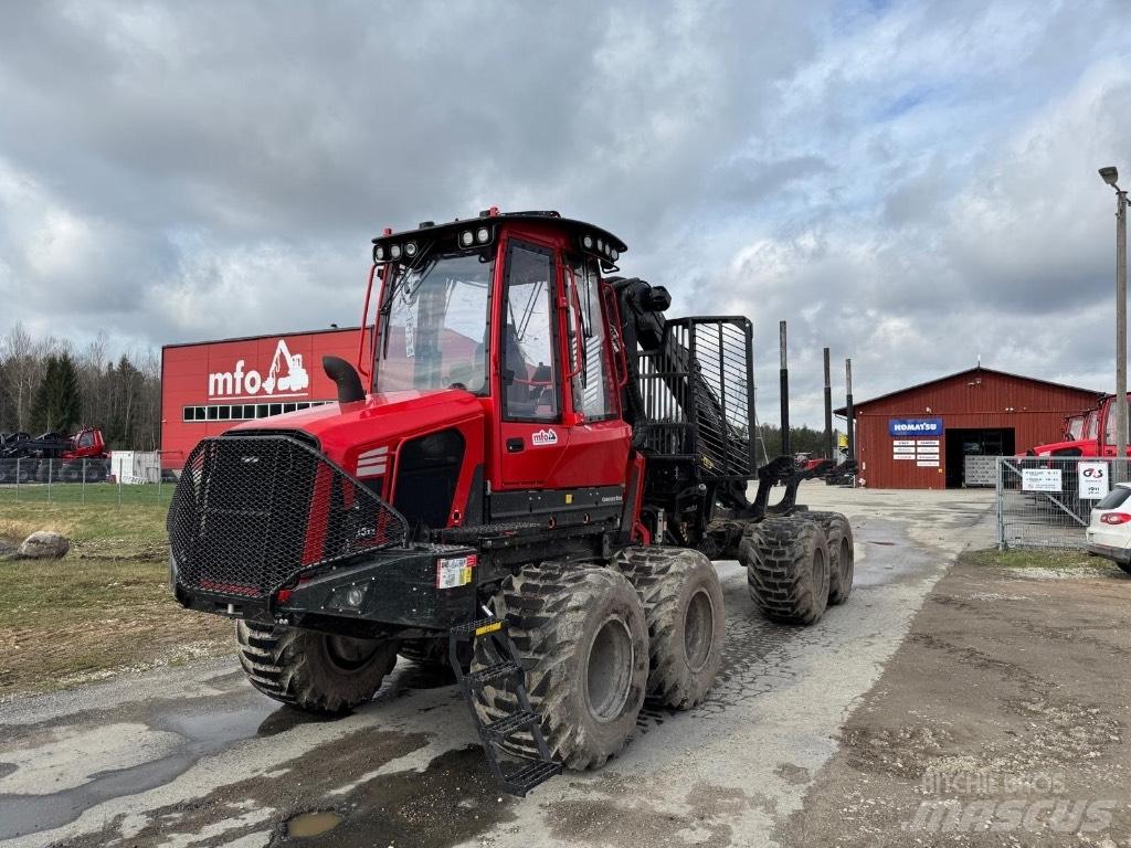 Komatsu 835 Lassbærere
