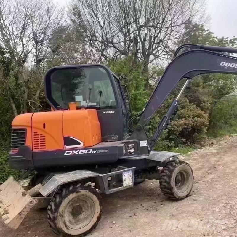 Doosan DX60W Hjulgravere