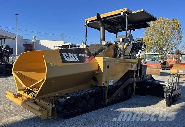 CAT AP 655D Asfaltutleggere