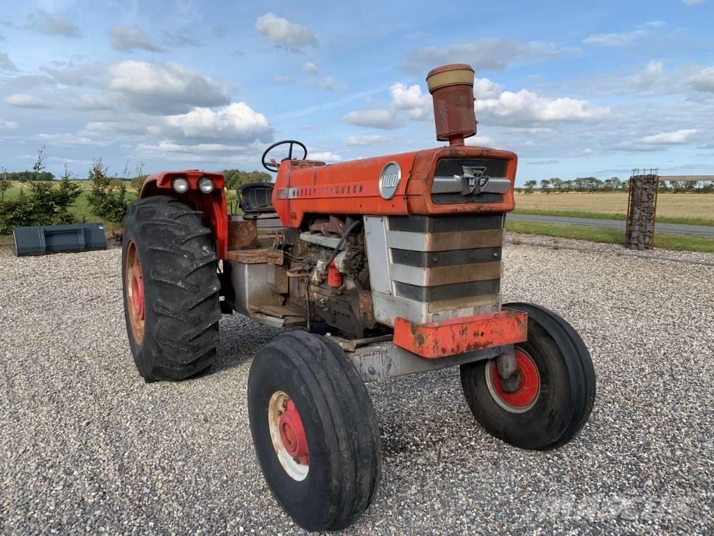 Massey Ferguson 1100 Traktorer