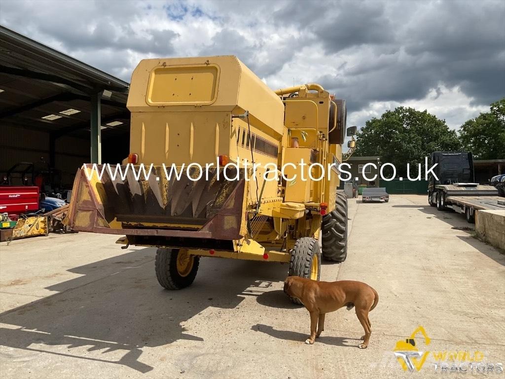 New Holland TC 54 Skurtreskere