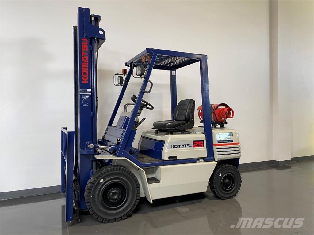 Komatsu FG25T-11E Propan trucker
