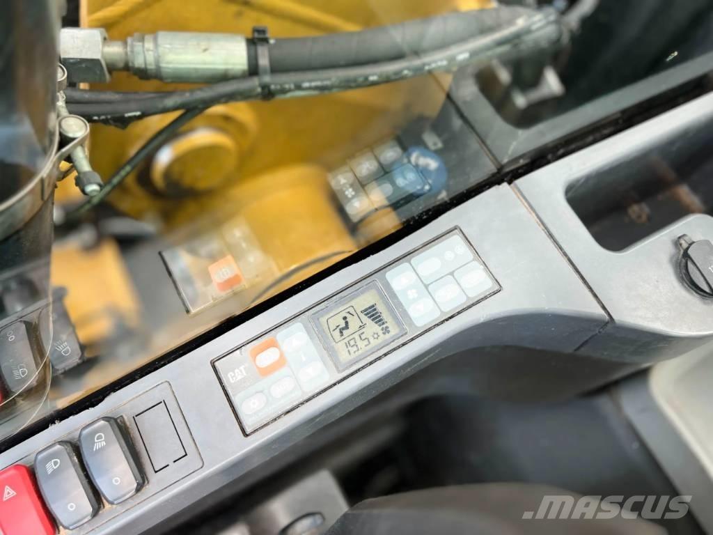 CAT M318F Hjulgravere