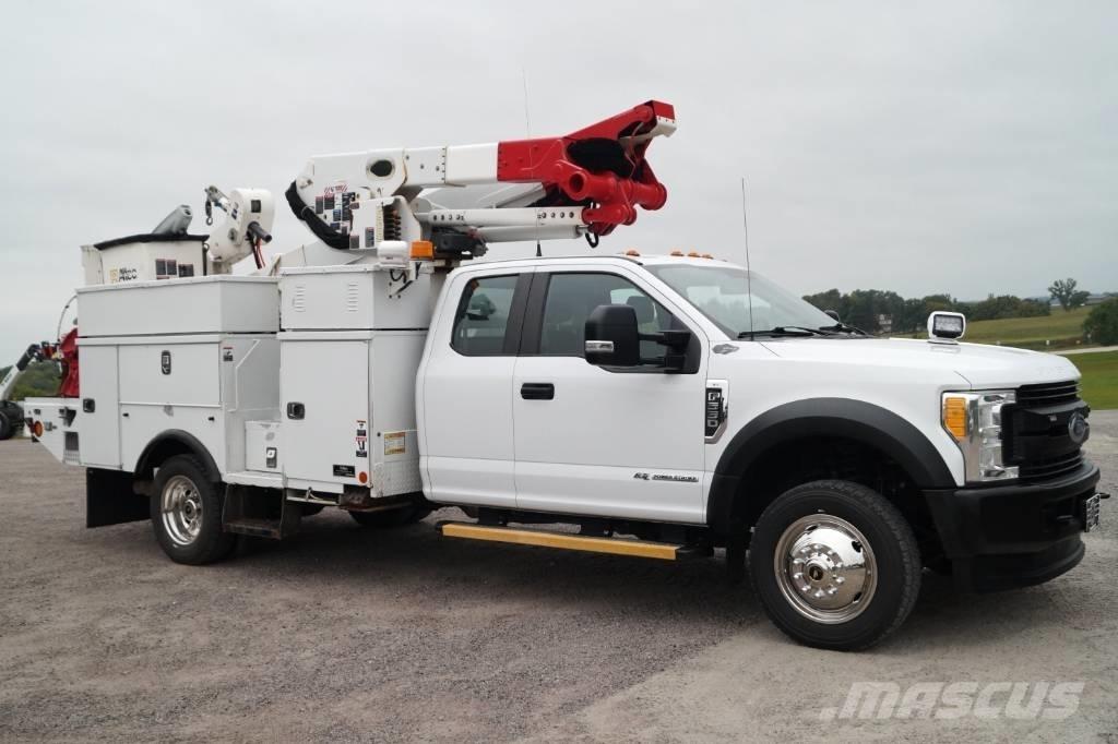Ford F 550 XL SD Bilmontert lift