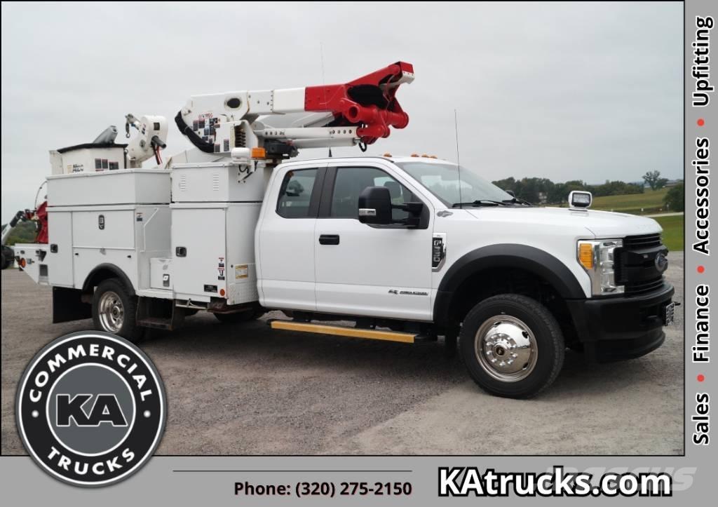 Ford F 550 XL SD Bilmontert lift