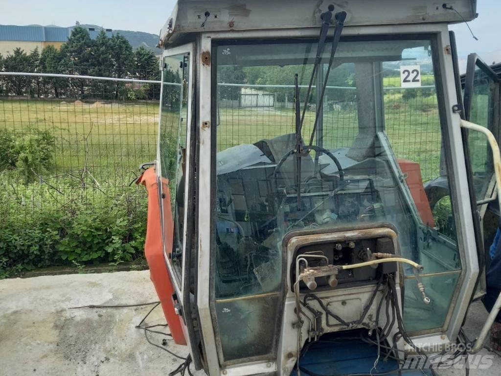 Massey Ferguson 3080 Førerhus og Interiør
