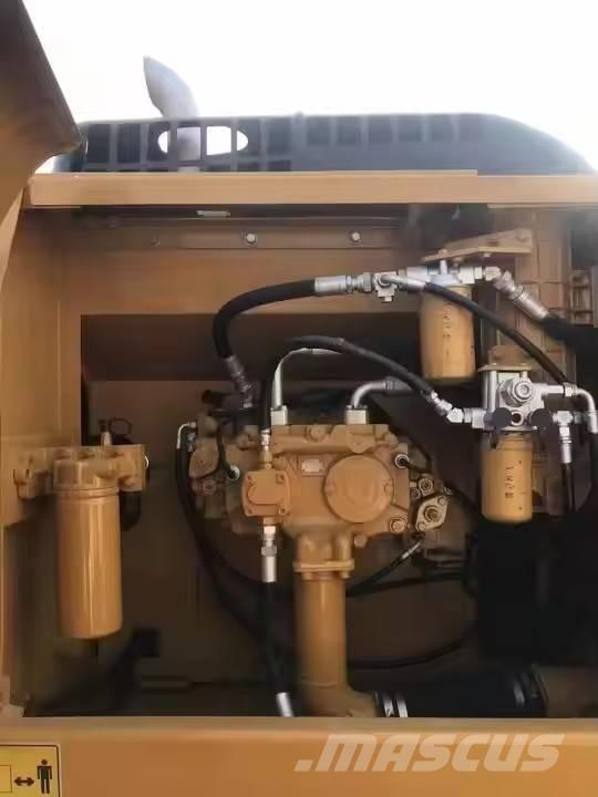 CAT 324 D Beltegraver