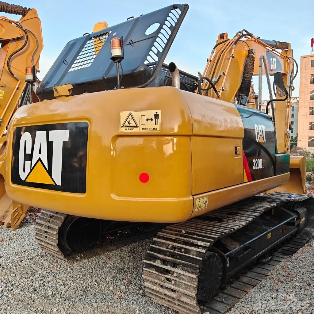 CAT 320D2L Beltegraver