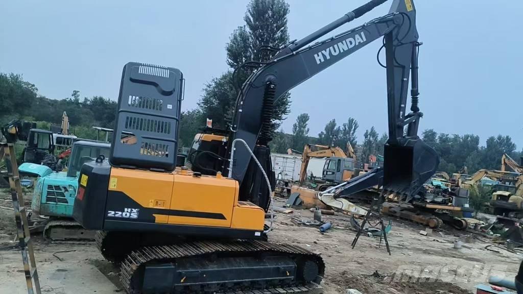 Hyundai HX220S Beltegraver