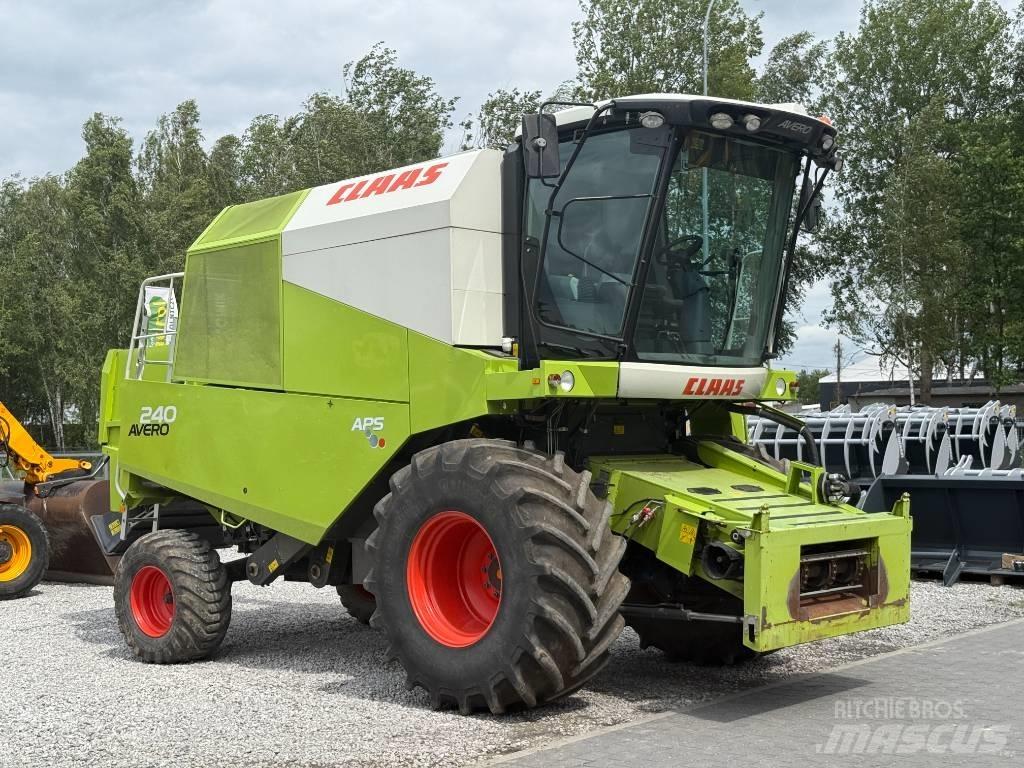 Claas Avero 240 Skurtreskere