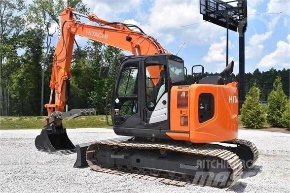 Hitachi ZX 135 Beltegraver
