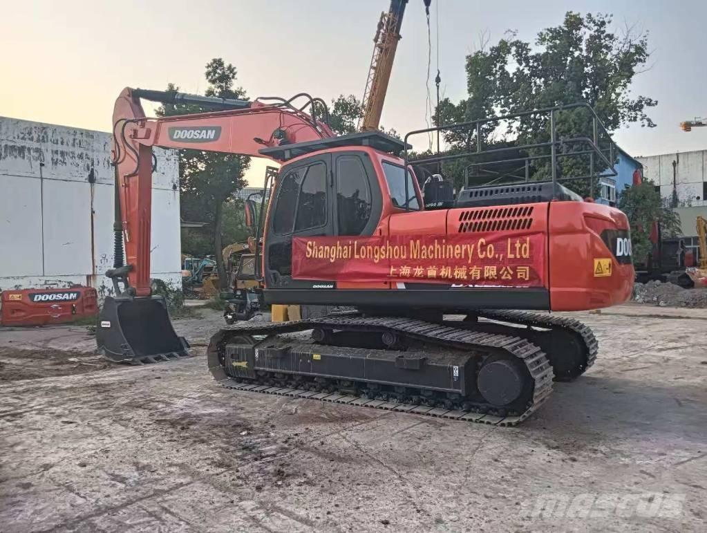 Doosan DX 225 LC-9C Beltegraver