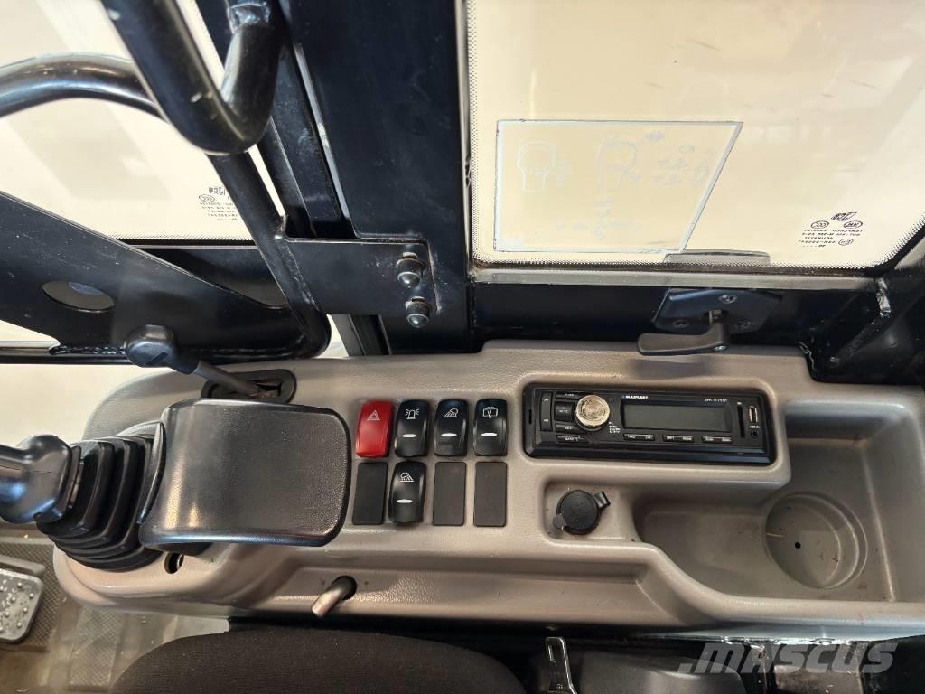 JCB 403 Kompaktlaster