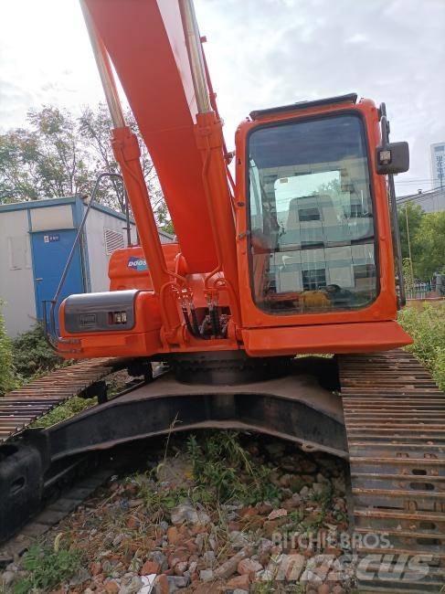 Doosan DX 300 Beltegraver