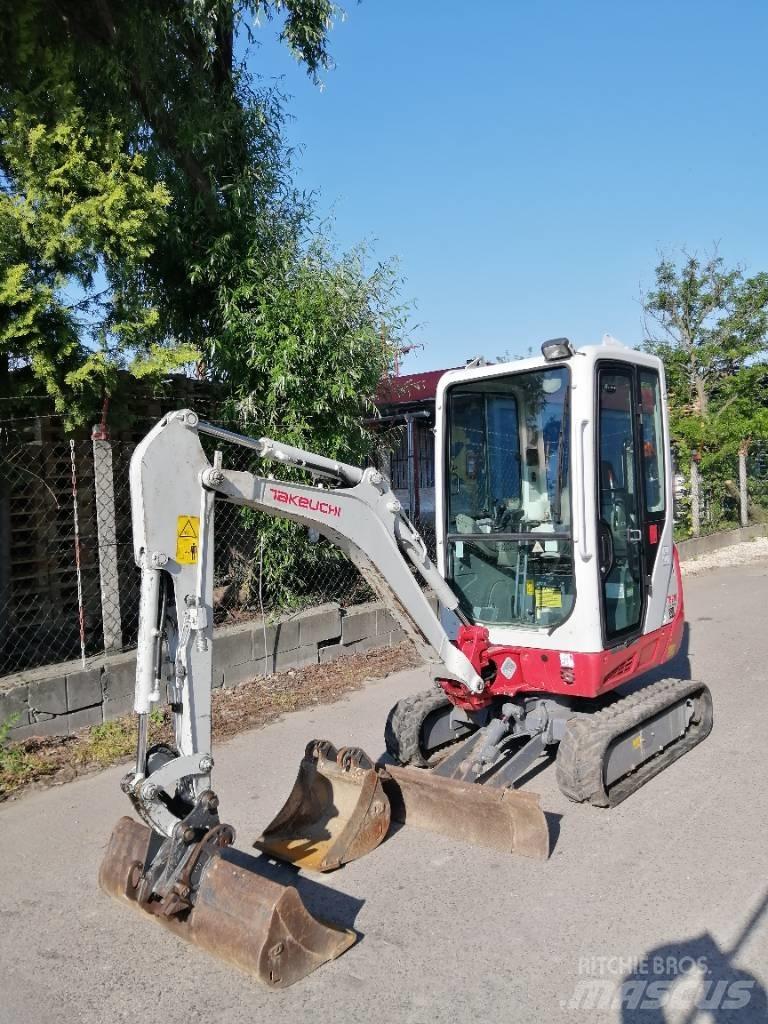 Takeuchi TB 216 Minigravere <7t