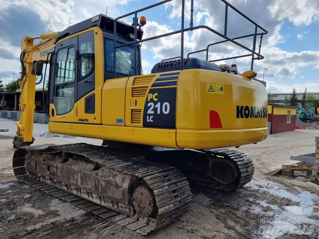 Komatsu PC 210-8 Beltegraver
