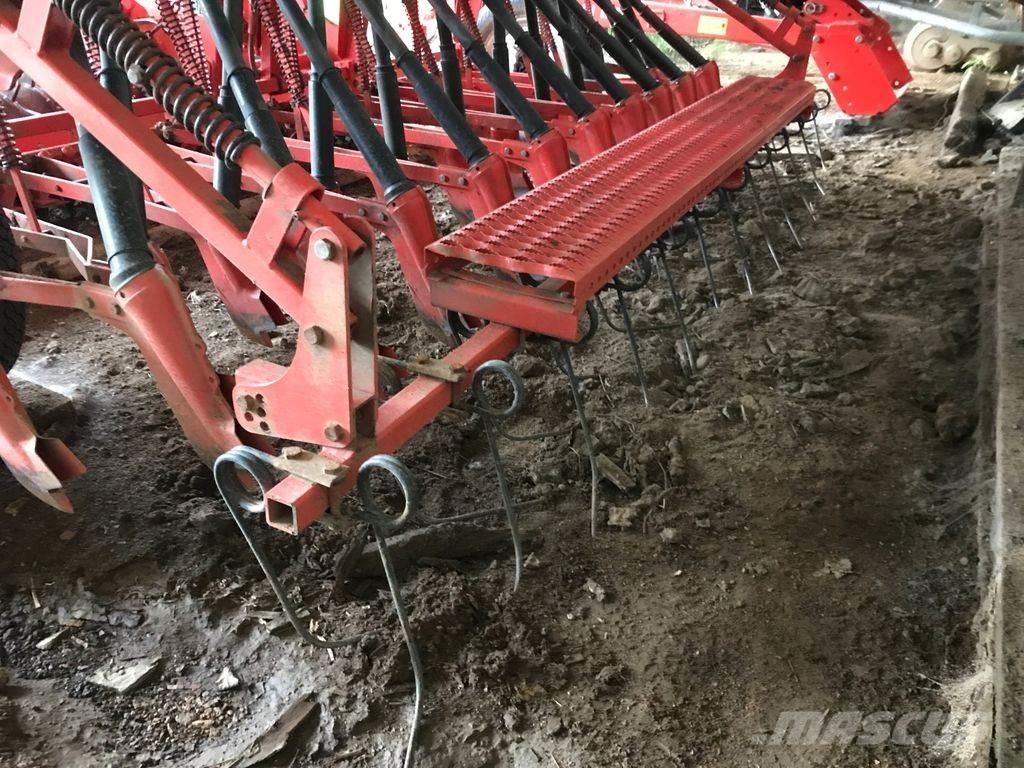 Kuhn BS 300 Såmaskiner