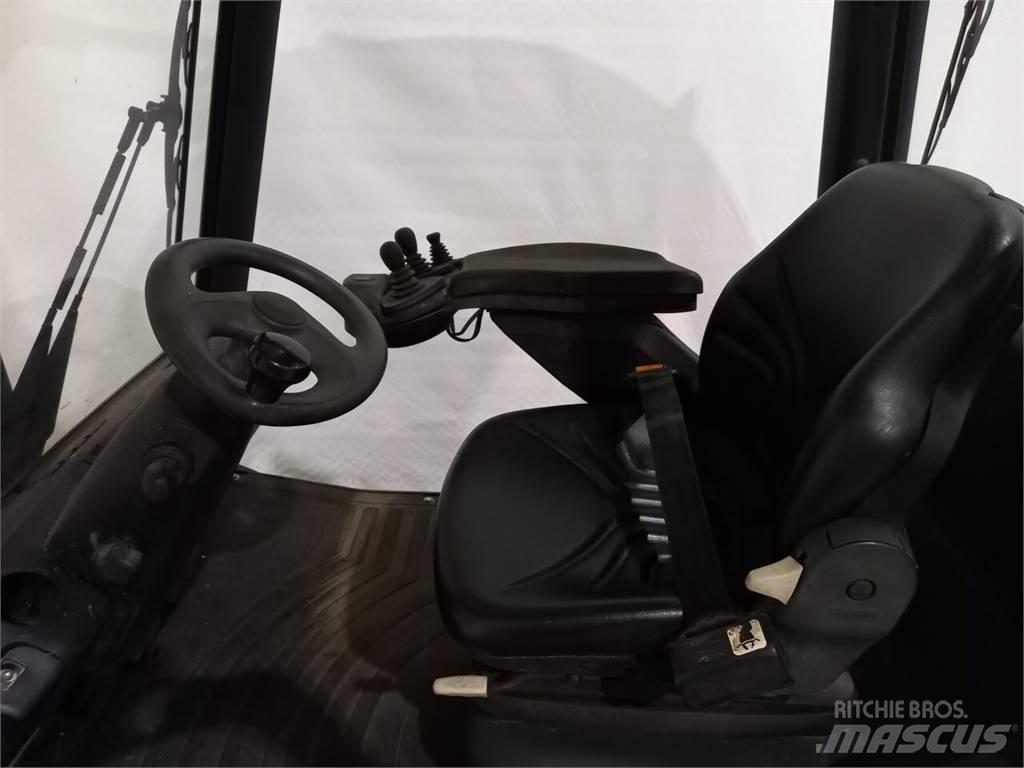 Linde H25D Diesel Trucker