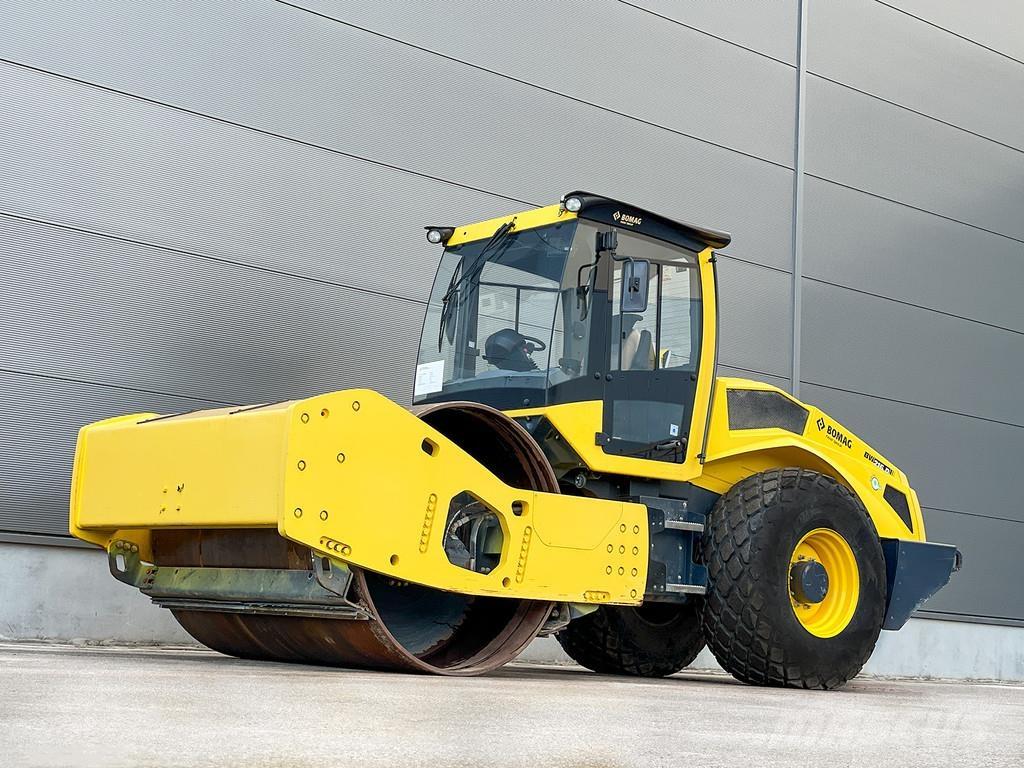 Bomag BW 216 D-5 Valsetog