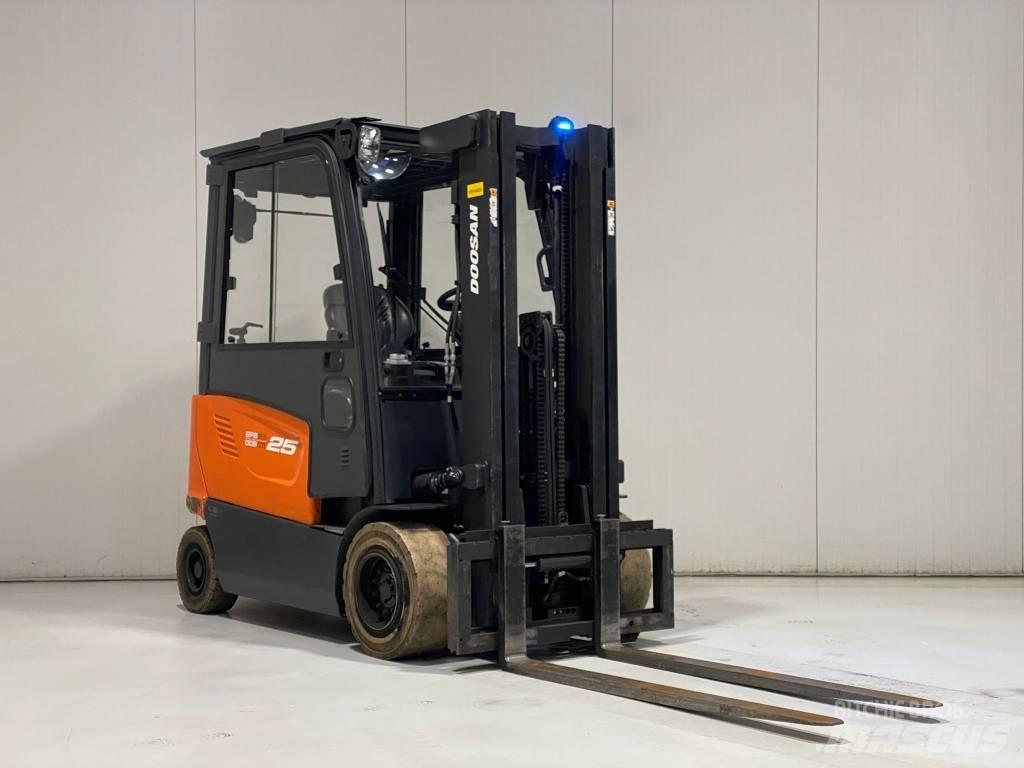 Doosan B25X-7 Elektriske trucker