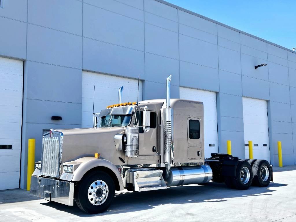 Kenworth W 900 Trekkvogner