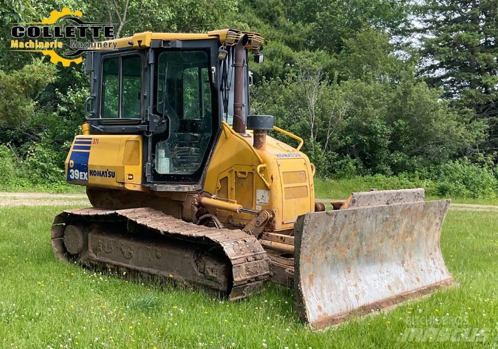 Komatsu D 39 EX Dozere Beltegående
