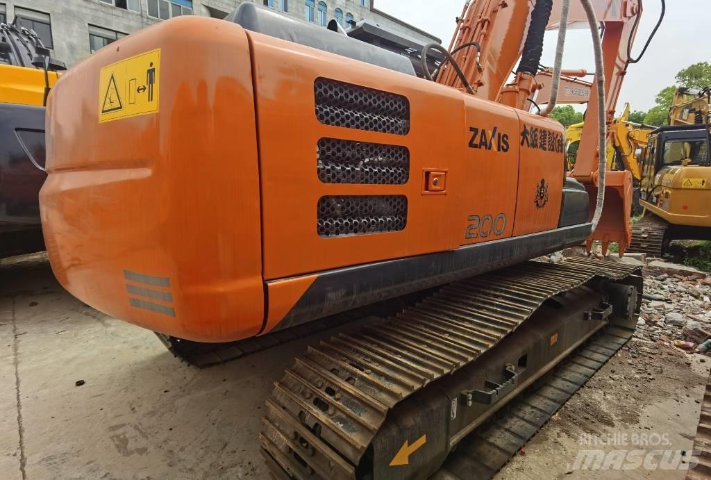 Hitachi ZX 200 Beltegraver