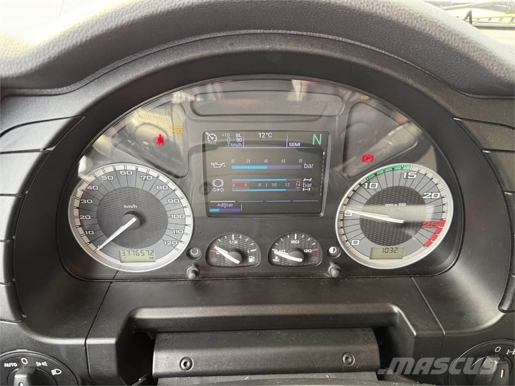 Iveco AS280 6X2 Krokbil