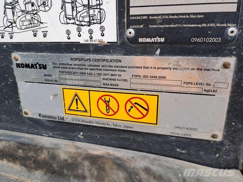 Komatsu D61PXI-23 Dozere Beltegående