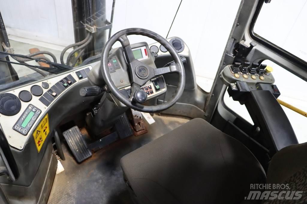 Kalmar DCE80-6 Diesel Trucker