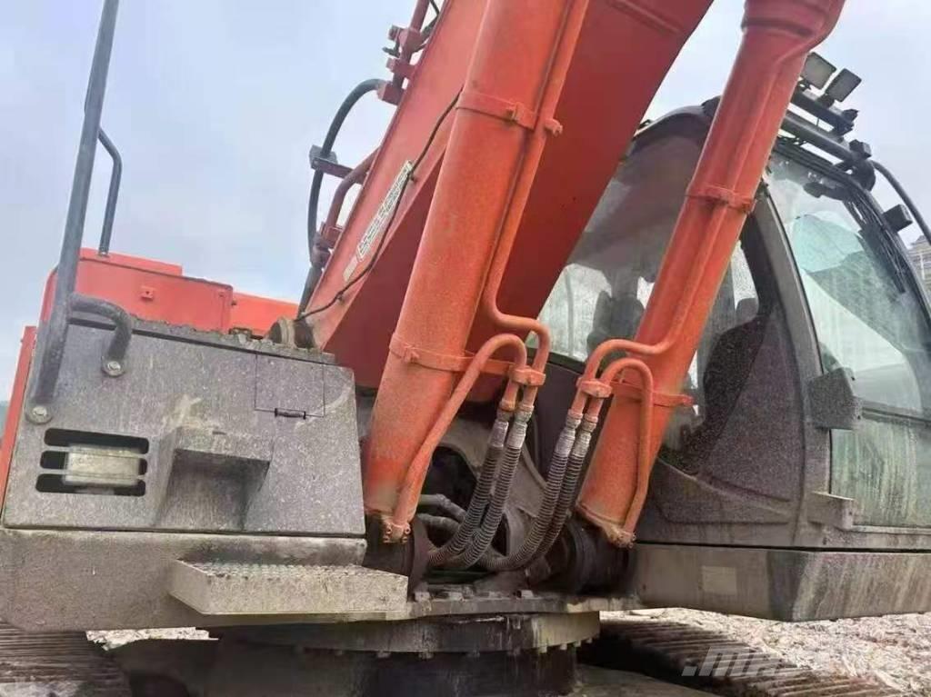 Hitachi ZX 470 Beltegraver