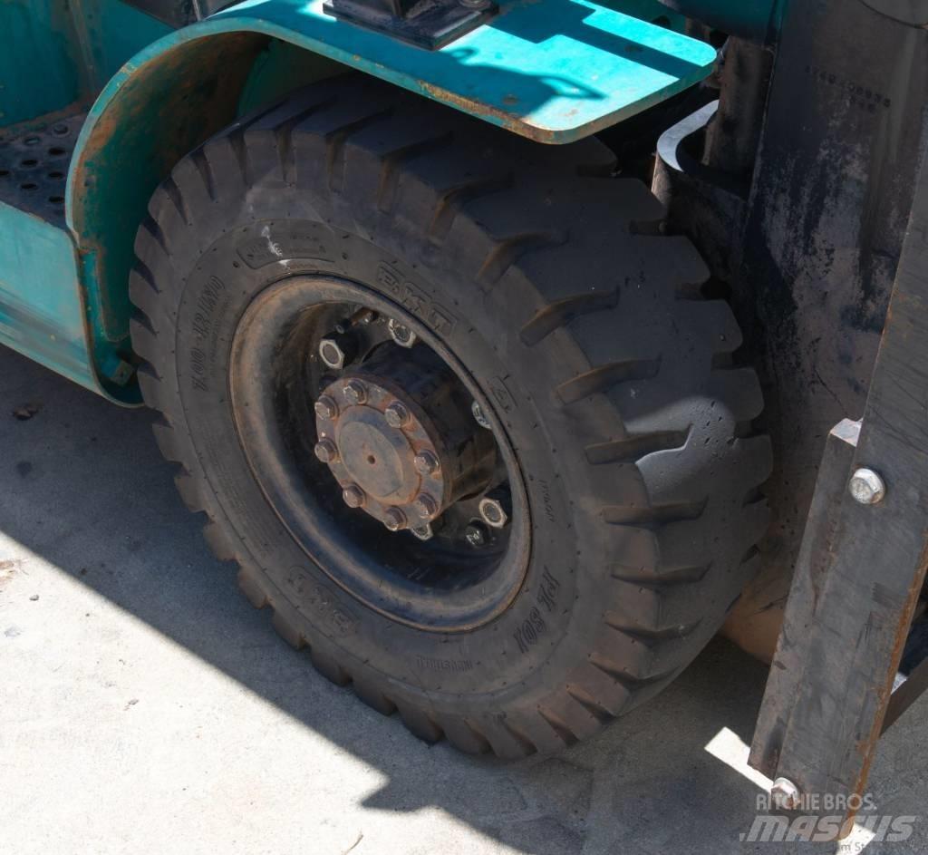 Yale GLP25RK Propan trucker