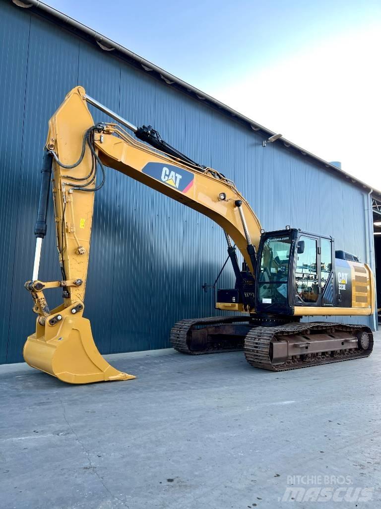 CAT 323E L Beltegraver