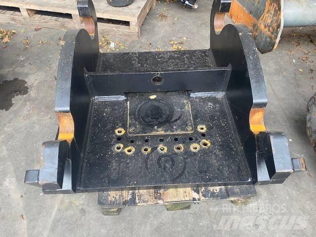 CAT CW70 kopplaat Gripere