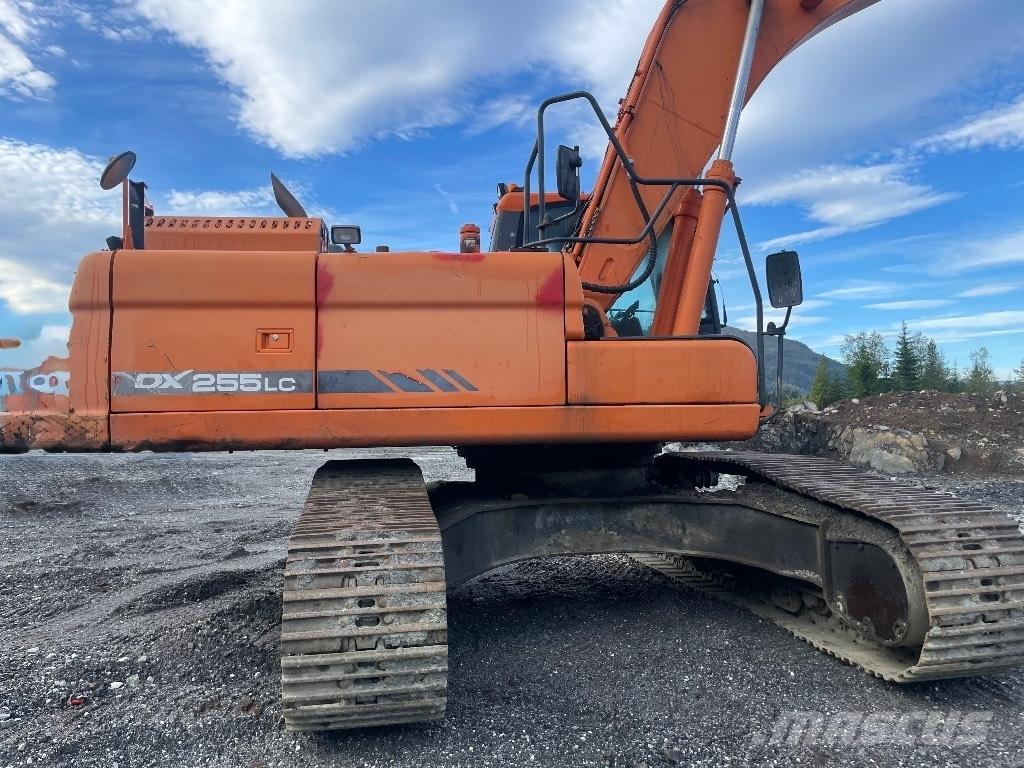 Doosan DX 255 LC-3 Beltegraver