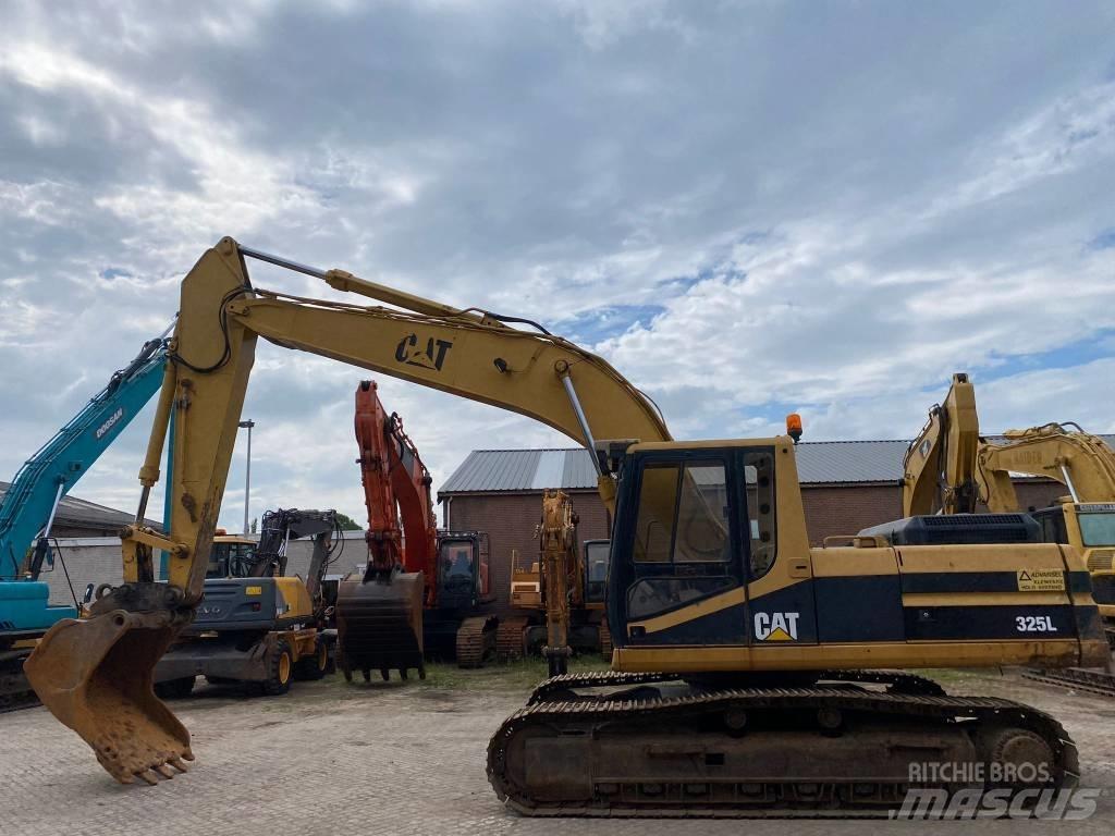 CAT 325 L Beltegraver
