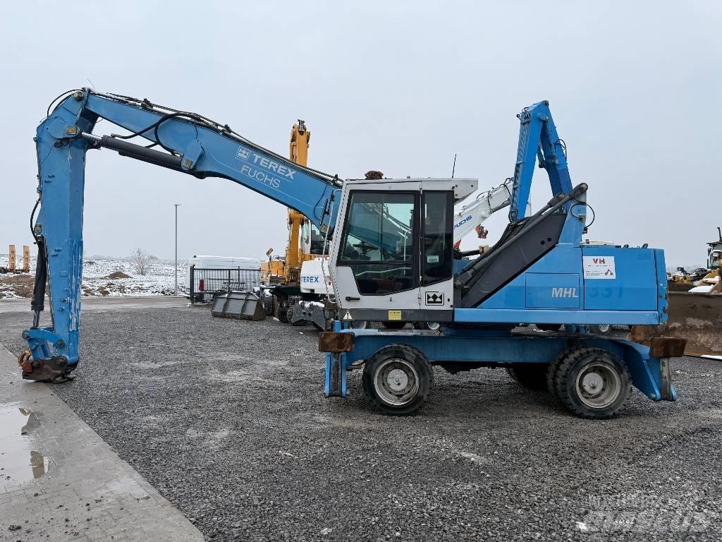 Fuchs MHL 331 Gravemaskiner for avfallshåndtering