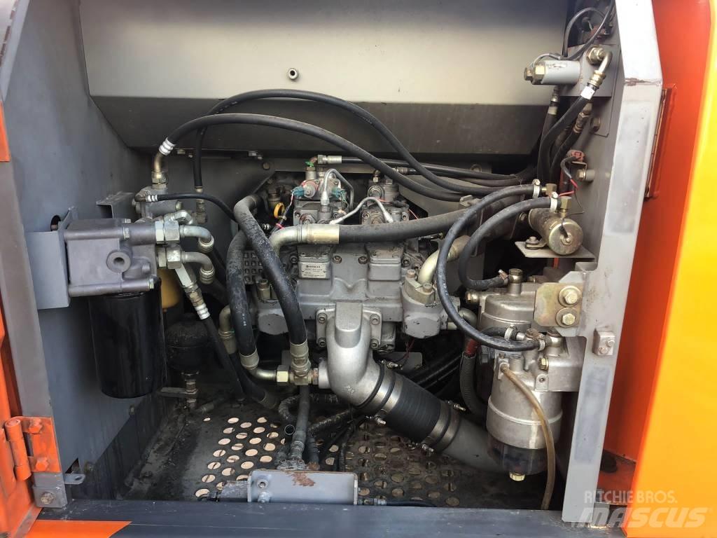 Hitachi ZX 210 LC-3 Beltegraver