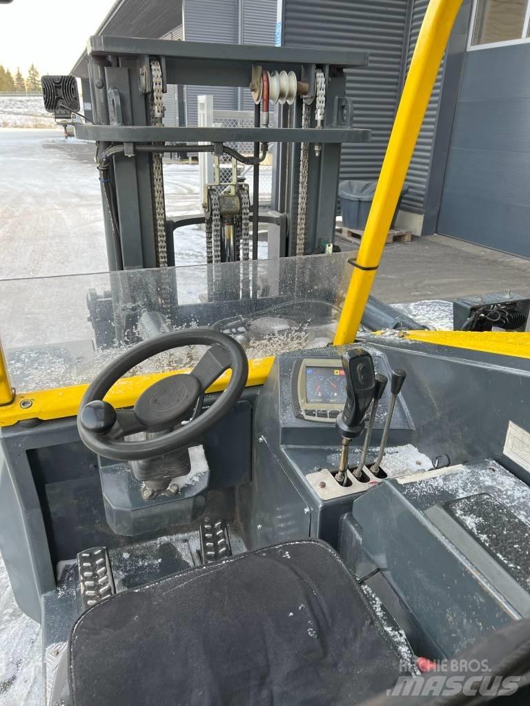 Combilift Combi-RT Diesel Trucker
