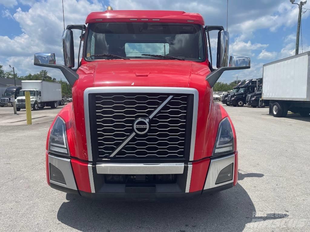 Volvo VNL64T300 Trekkvogner