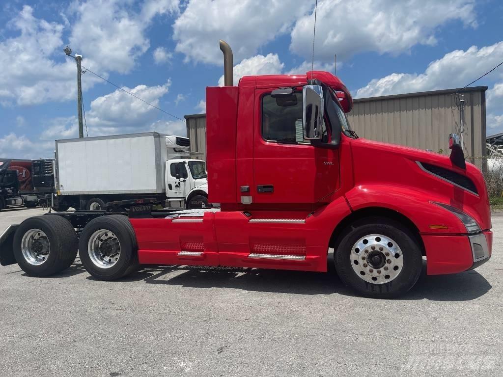 Volvo VNL64T300 Trekkvogner