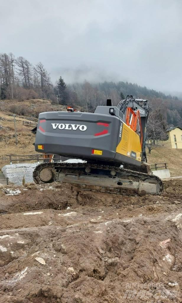 Volvo EC 220 E Beltegraver