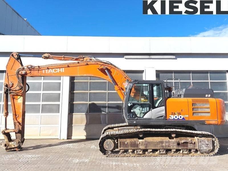 Hitachi ZX 300 LCN-6 Beltegraver