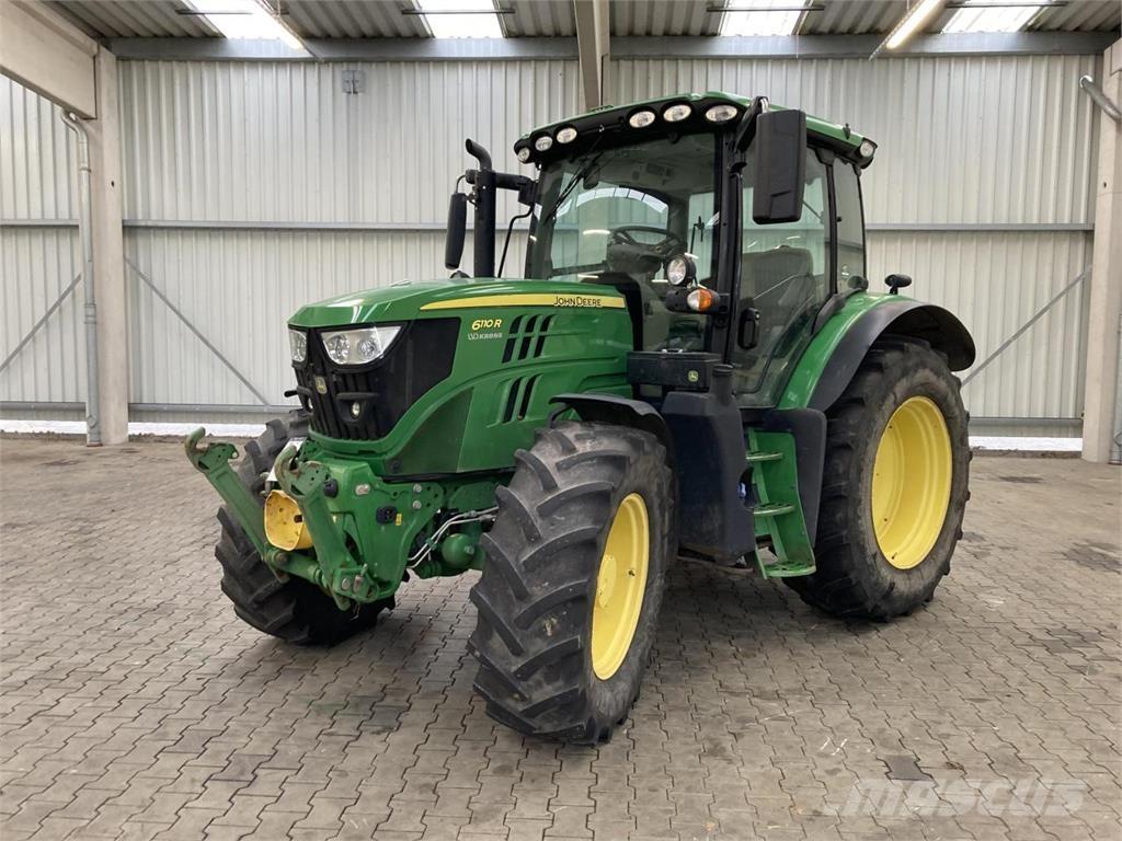 John Deere 6110R Traktorer