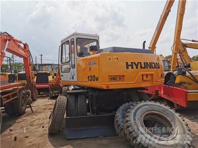 Hyundai R130WD Hjulgravere