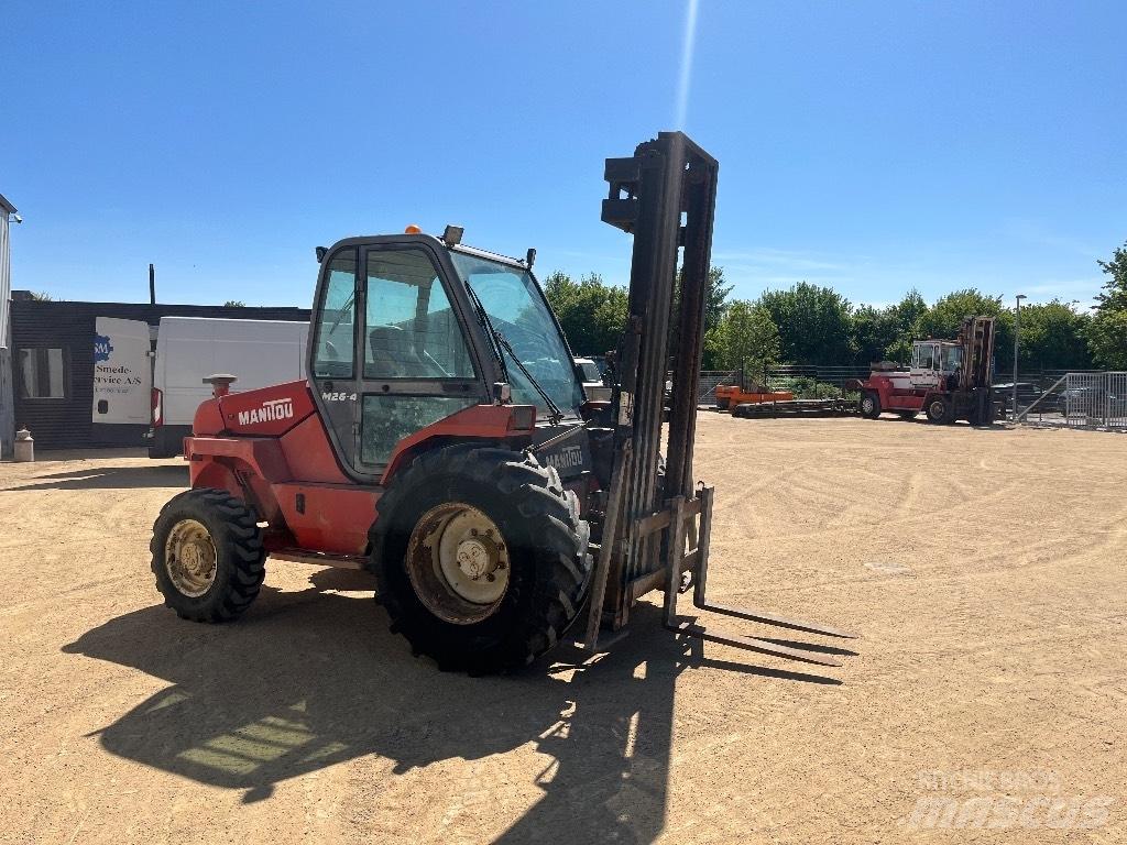 Manitou M 26.4 Terrenggående gaffeltruck