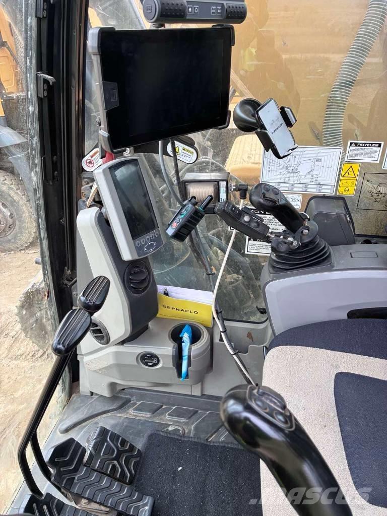 CAT 326 F Beltegraver